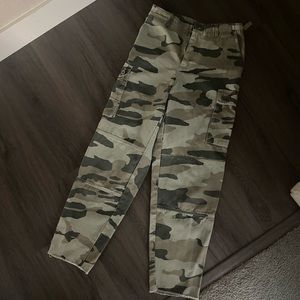 Size 4 camo cargo pants